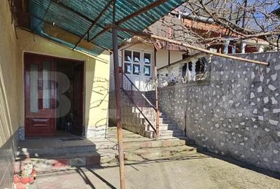 Casă cu 5 camere cu Teren 500 Mp în Central - 4