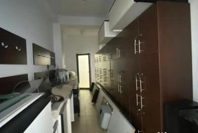 Spațiu comercial, de 650 mp, în Aeroport - 9