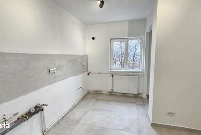 Apartament cu 3 camere decomandat în Central - 9