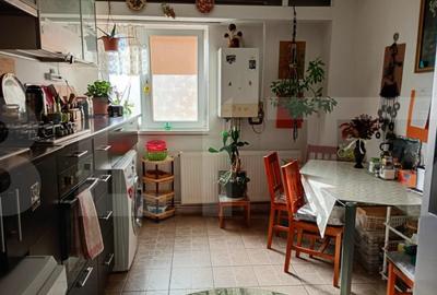 Apartament cu 3 camera, 68 mp, zona Lenin - 5