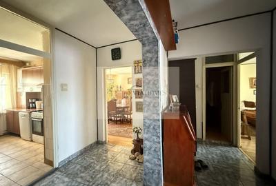 Apartament spatios cu 4 camere/ balcoane /zona str. Bucuresti, Marasti - 2