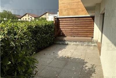 Vila individuala cuplata, in complex rezidential modern, cu 5 camere si living d - 2