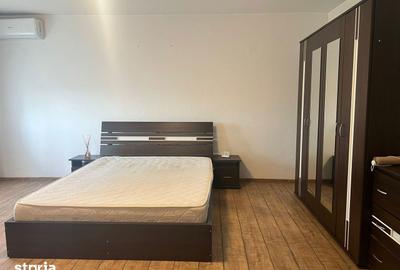 Garsonieră decomandată în Calea București - 2