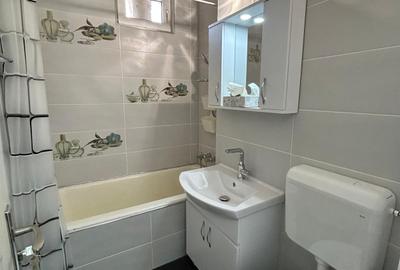 Apartament cu 2 camere semidecomandat în Domenii