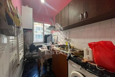 Apartament cu 2 camere, semidecomandat, etajul 1,  Spitalul Judetean Apartament cu 2 camere, semidecomandat, etajul 1,  Spitalul Judetean - 5