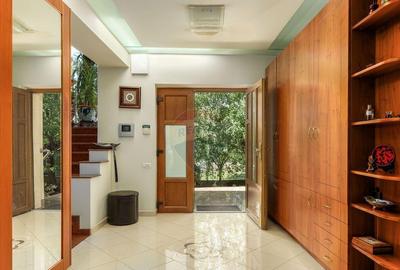 Vila Exclusivista cu Acces Direct la Lacul Morii Lin... - 13