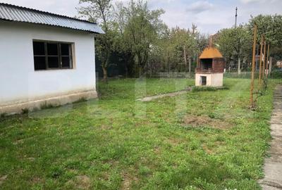 Casă cu 4 camere cu Teren 770 Mp în Titulescu - 2