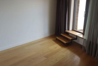 Casă cu Canalizare în Central - 3