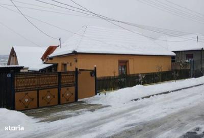 Casă cu 2 camere cu Teren 378 Mp în Central - 2