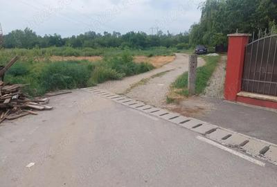 Teren de 1192 mp, în Dumitrana - 2