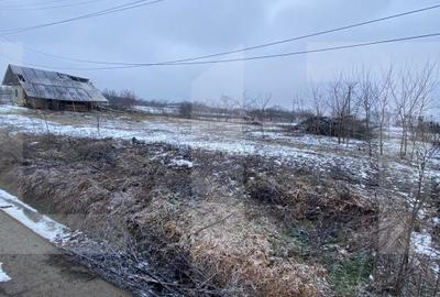 Teren de 2337 mp, în Vlădeni - 2