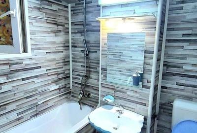 Inchiriez apartament 3 camere - 5