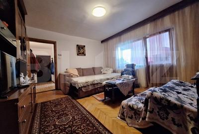 Apartament de vanzare, cu 2 camere, bloc izolat, 56 mp, zona Aradului - 3