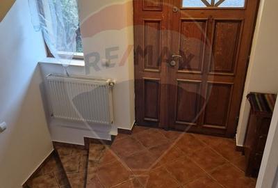 Vila cu 5 camere de vanzare in zona Brancoveanu - 8