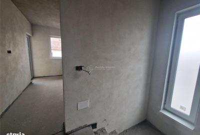 Casă cu 4 camere cu Teren 178 Mp în Central - 5