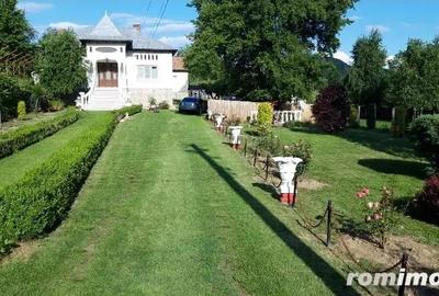 Casă cu 3 camere în Central - 2