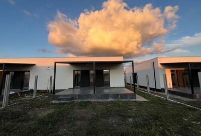 Casă cu 3 camere cu Teren 250 Mp în Central - 4