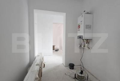 Casă cu 4 camere în Central - 2