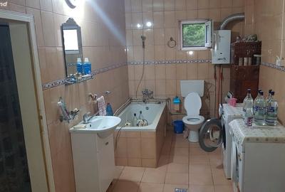 Casă în Însurăței - 9