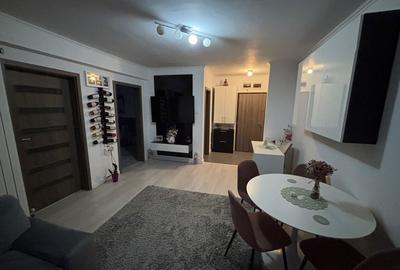 Apartament cu 3 camere decomandat în Nufărul - 6