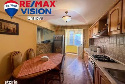 Apartament cu 4 camere în 1 Mai - 1