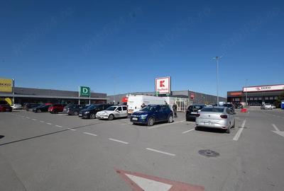 Spațiu comercial, de 600 mp, în Central - 2