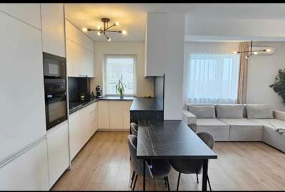 Apartament cu 3 camere decomandat în Exterior Vest - 3