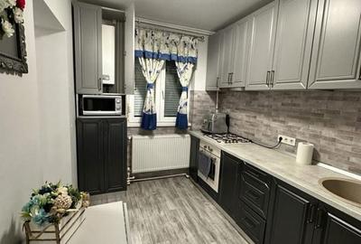 Apartament cu 2 camere decomandat în Solidarității - 4