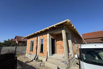 Individuala Parter Sanmihaiu Roman,4 Camere,2 Bai,Proiect Modern,Curte Amenajata - 11