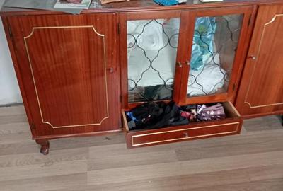 Apartament cu 3 camere decomandat în Mătăsari - 4