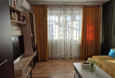 Apartament cu 3 camere decomandat, mobilat în Alexandru cel Bun - 1
