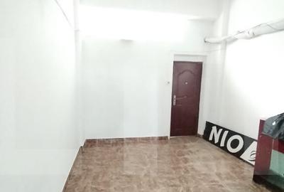 Spatiu comercial cu vitrina , 70mp, Zona Doja - 2