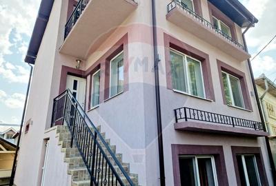 CHIRIE - Casa  4 camere , curte ,  zona LPS - 1