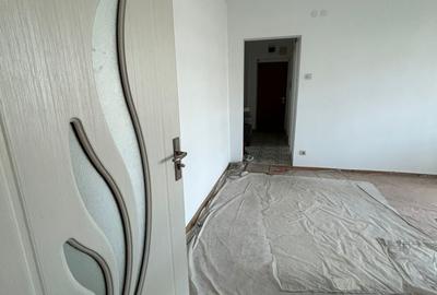 Apartament cu 3 camere semidecomandat în Crângași - 1