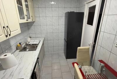 Apartament cu 3 camere decomandat în Rahova - 10