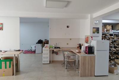 De vanzare 2 spatii comerciale de 60mp fiecare cu locuri de parcare De vanzare 2 spatii comerciale de 60mp fiecare cu locuri de parcare - 4