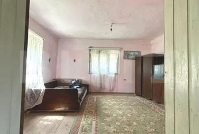 Casă cu Teren 1760 Mp în Central - 3