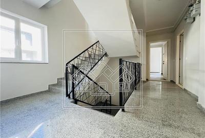 Apartament cu 2 camere nedecomandat în Aeroport - 12