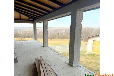 Casă cu 4 camere în Sirețel - 1