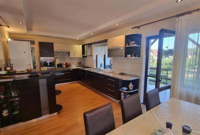Vila de 8 camere zona centrala Stupini Brasov - 9
