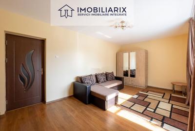 Apartament cu 2 camere decomandat în Casa de Cultură