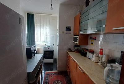 Vand apartament 2 camere Oradea, zona Rogerius - 2