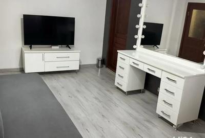 Apartament de vanzare - 3