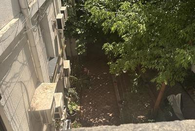 Regina Elisabeta nr. 30, apartament 2 camere, baie si bucatarie separate, singur pe etaj - 10