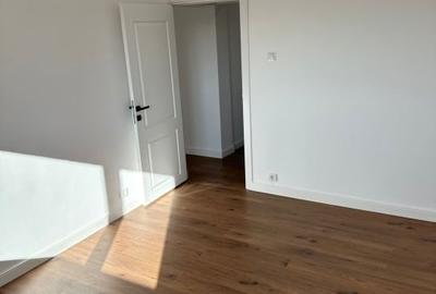 Apartament cu 3 camere semidecomandat în Tineretului - 2
