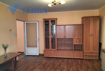Apartament cu 2 camere semidecomandat, mobilat în Mioveni - 2
