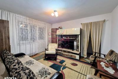 Apartament cu 3 camere semidecomandat în Central - 4