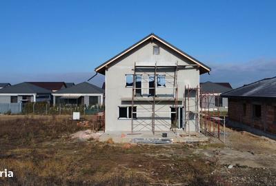 Casă cu 4 camere cu Teren 500 Mp în Central - 5