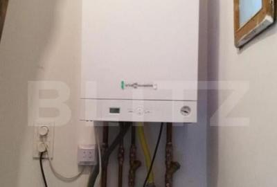 Casa 2 camere curte comuna cu acces separat zona centrala - 5