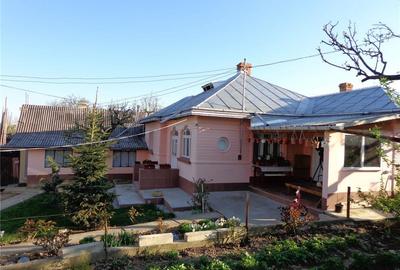 Casă cu 5 camere în Lespezi - 10